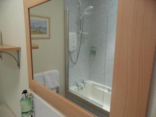 Cairn Hotel Карбридж Екстериор снимка